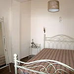 Anna Boukari Apartmán