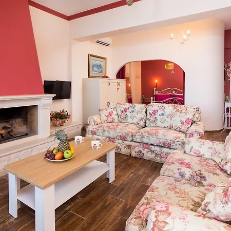 Lejlighed Anna Boukari *