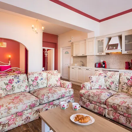 Anna Boukari Apartman Vukarí