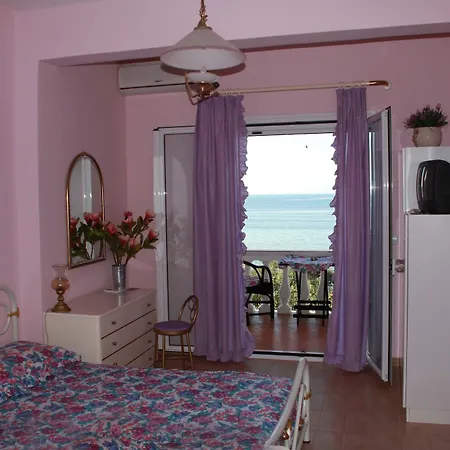 Apartment Anna Mpoukaris
