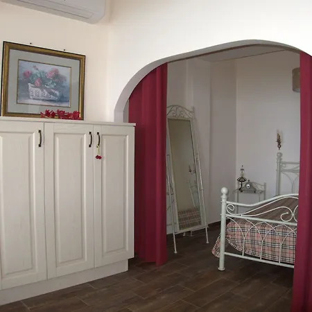 Anna Apartment