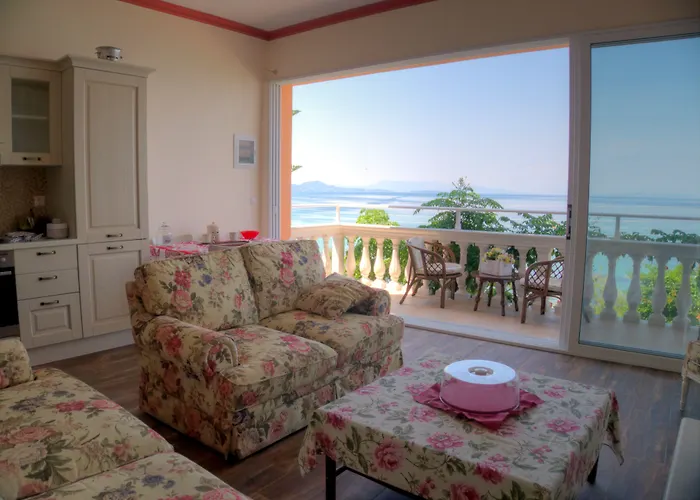 Appartement Anna Boukari *