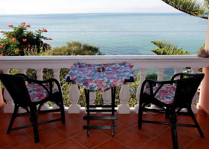 Appartement Anna Boukari Mpoukaris