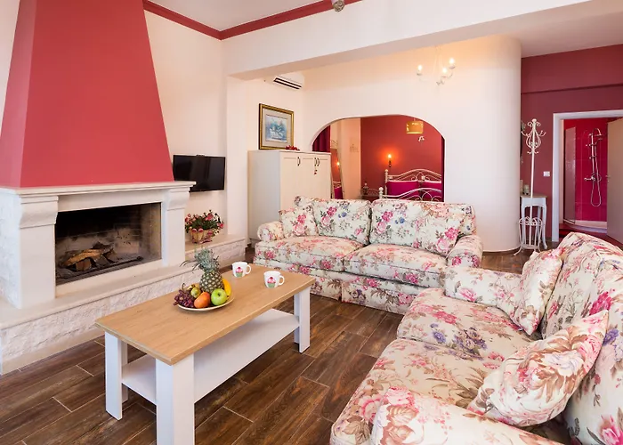 Appartement Anna Boukari *